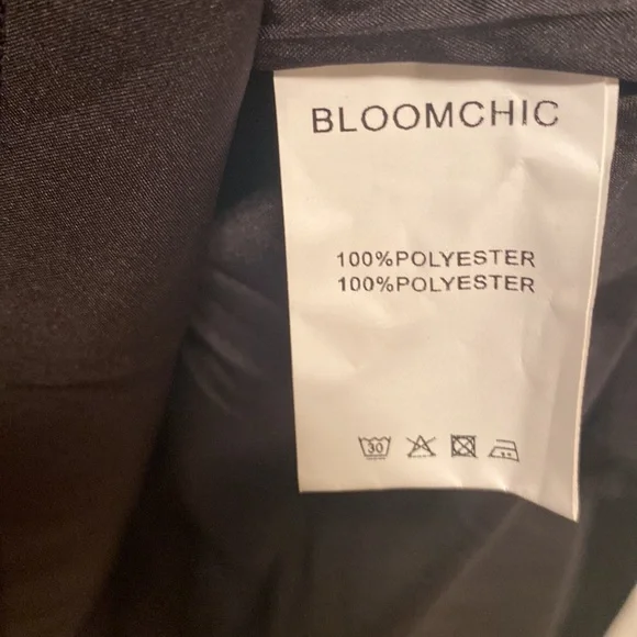 Brand New BloomChic Black Pleated Dress…size 26 - Picture 5 of 6